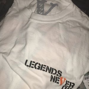 Vlone x Juice Wrld collab Tahirt